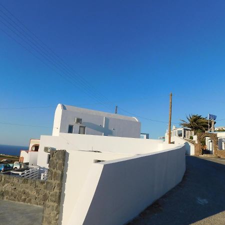 Fira Memorable Hotell Eksteriør bilde